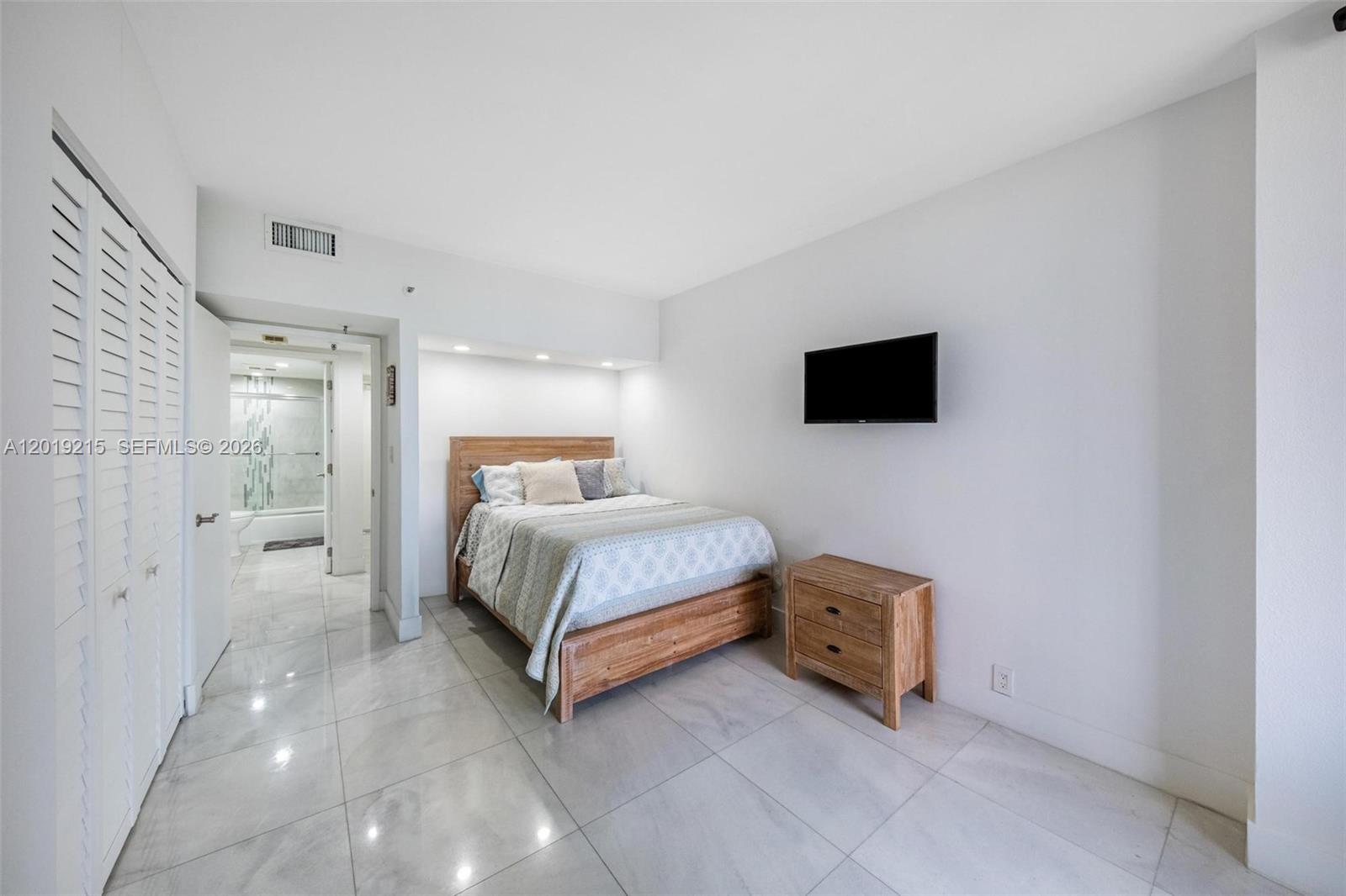 BRICKELL KEY ONE CONDO - Residential