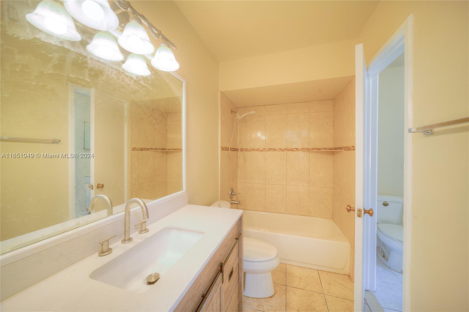 MISSIONWOOD AT MIRAMAR CO - Residential Lease
