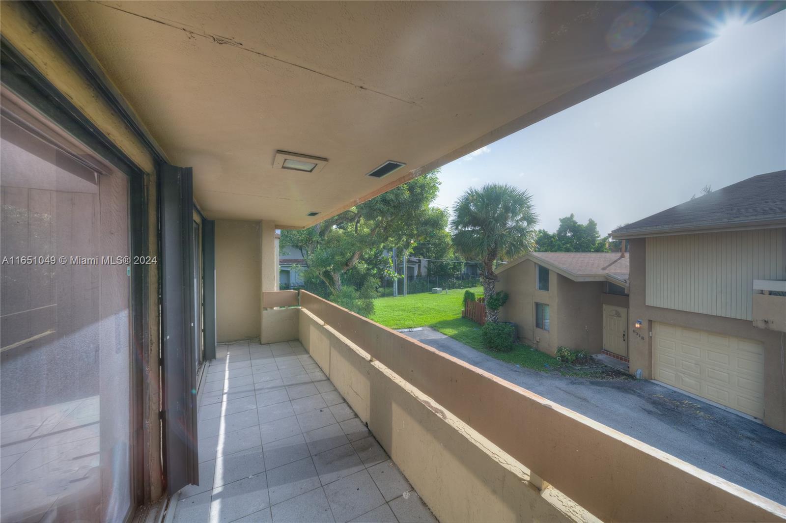 MISSIONWOOD AT MIRAMAR CO - Residential Lease