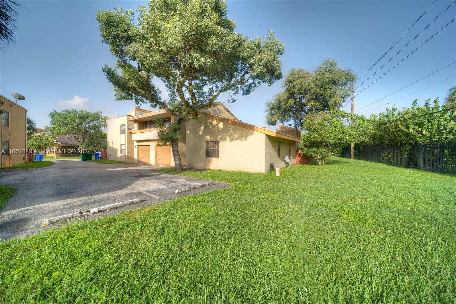 MISSIONWOOD AT MIRAMAR CO - Residential Lease