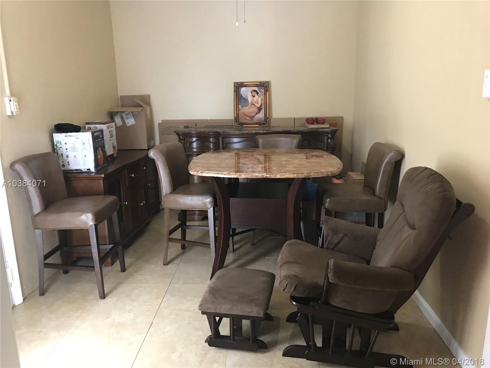 FLORAL PARK LANTANA - Residential