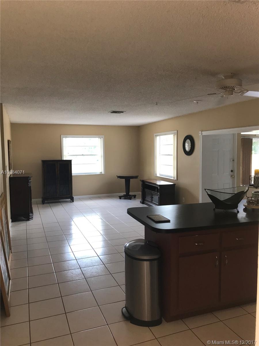 FLORAL PARK LANTANA - Residential