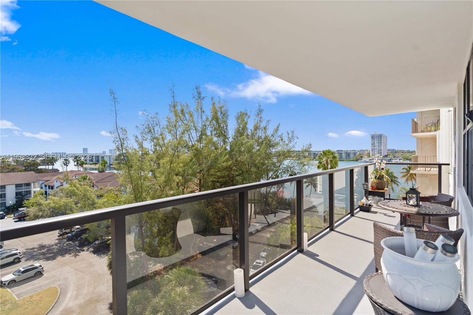 THE CLIPPER AT BISC COVE - Residential