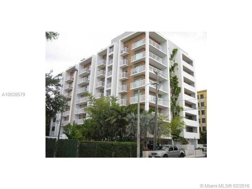 Gorgeous 1 Bedroom 1 Bath Condo in Villaggio Tower in the Grove, just blocks away from Cocowalk. Tile floors in living area and laminate wood in 1 bedroom, granite counters, washer/dryer in unit. Roof top pool and gym. Secured assigned covered parking and Security system monitoring included with payment.