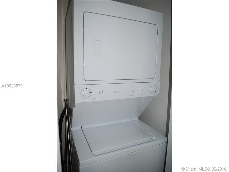 Villaggio In The Grove To - Residential Lease