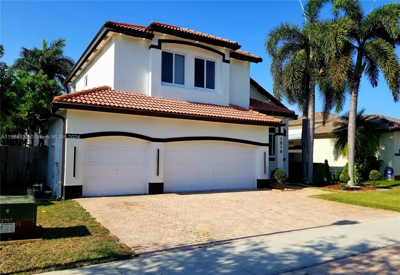 SHORES AT KEYS GATE - Residential