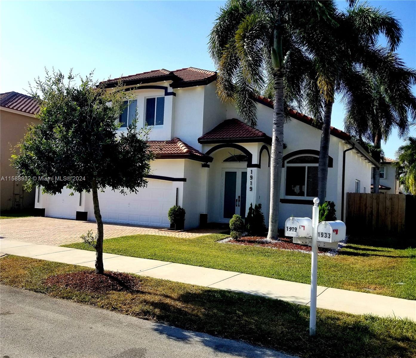 SHORES AT KEYS GATE - Residential