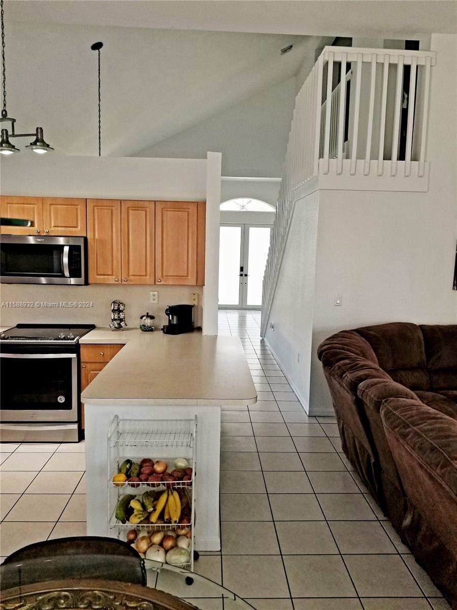 SHORES AT KEYS GATE - Residential