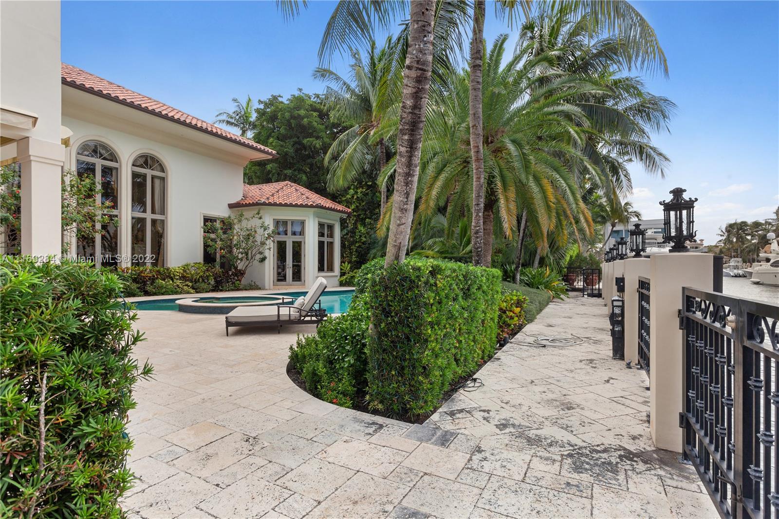 RIVIERA - Residential