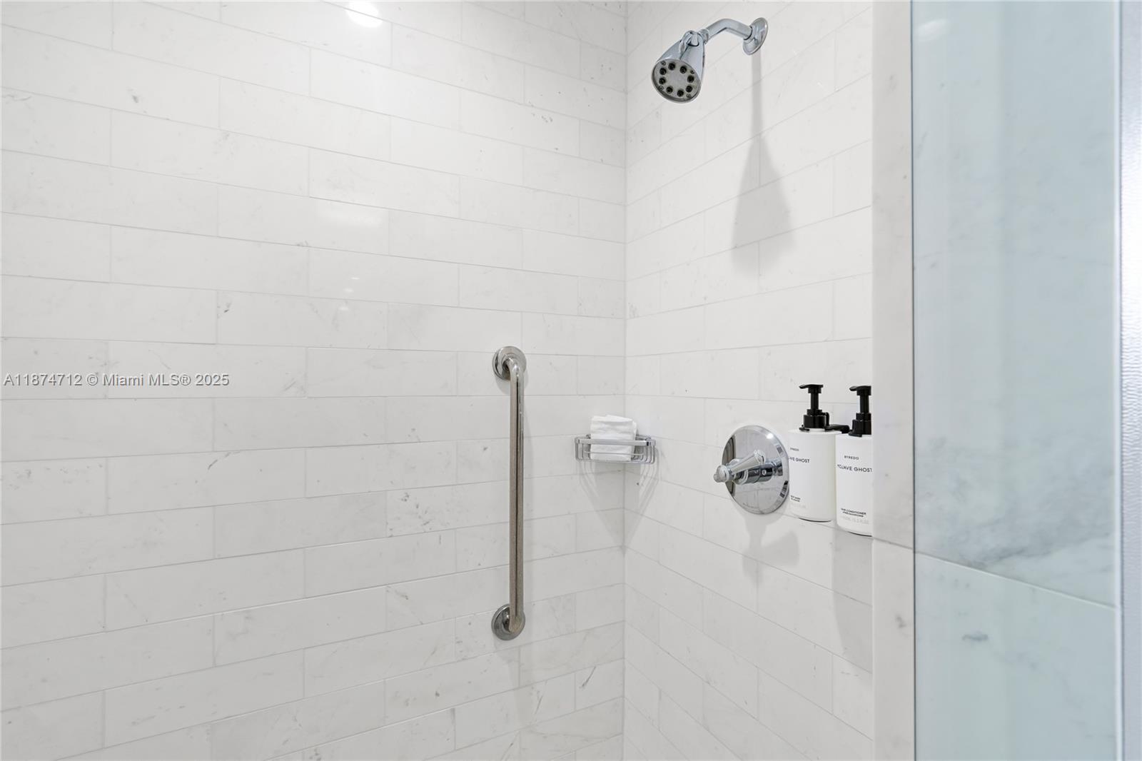 551 FLB CONDOMINIUM RESID - Residential