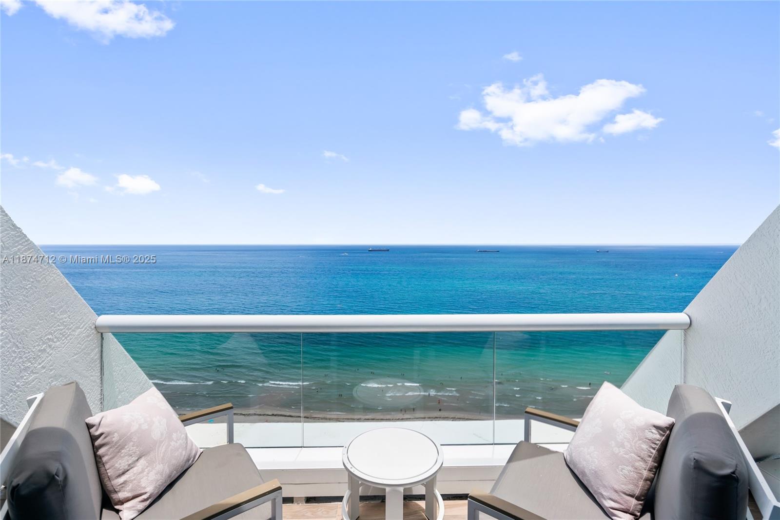 551 FLB CONDOMINIUM RESID - Residential