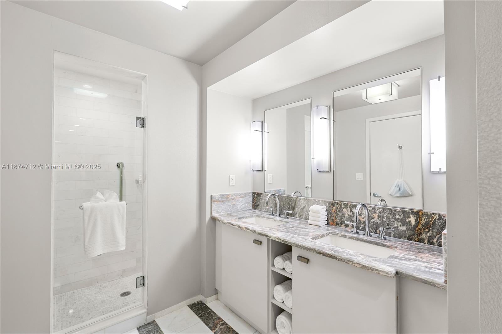551 FLB CONDOMINIUM RESID - Residential