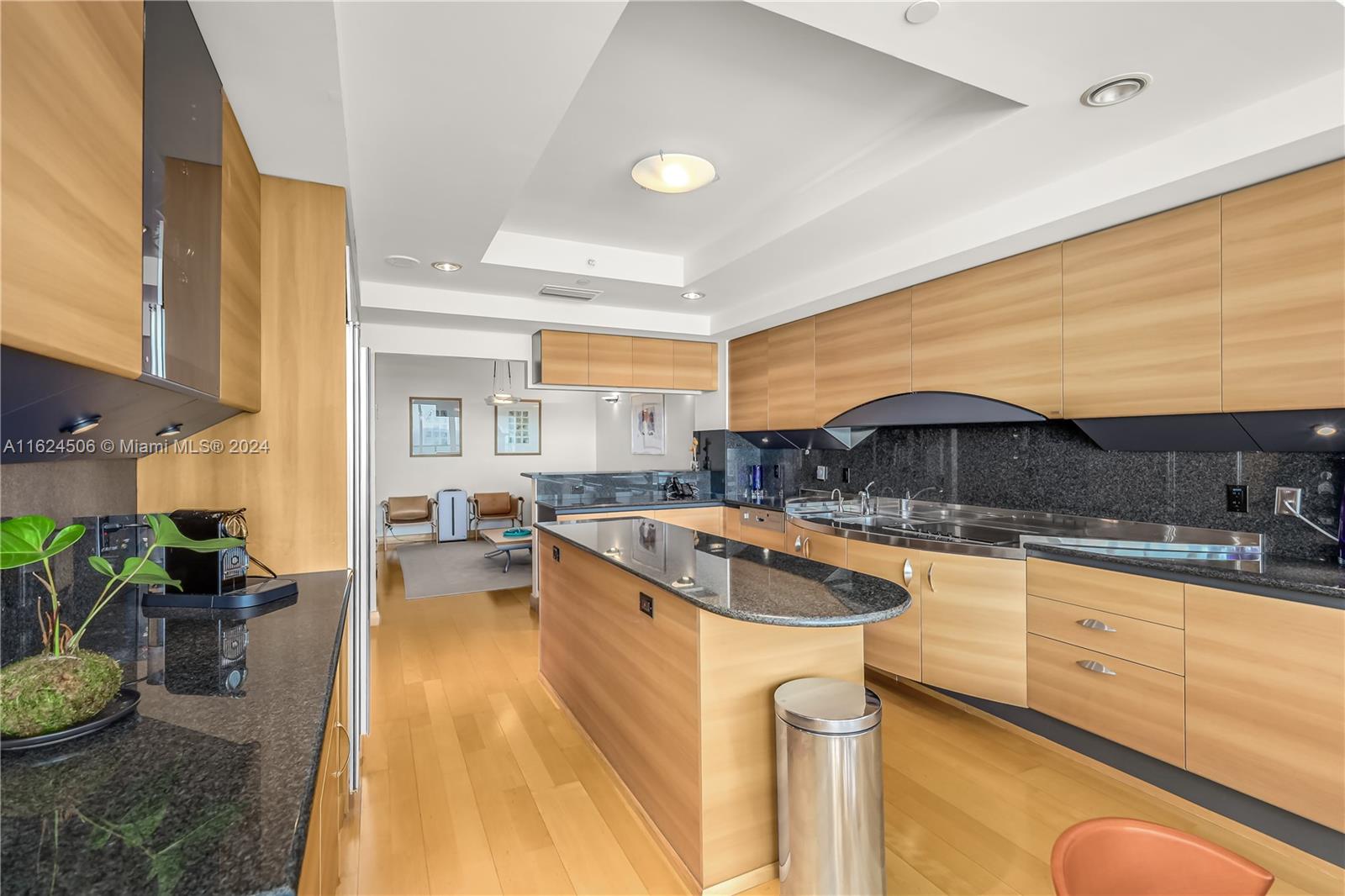 TOWERS OF PORTO VITA-SOUT - Residential