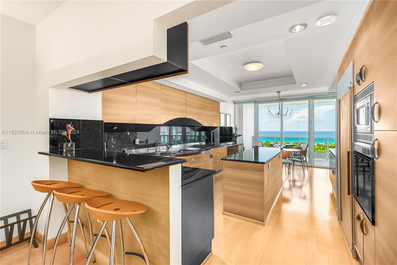 TOWERS OF PORTO VITA-SOUT - Residential