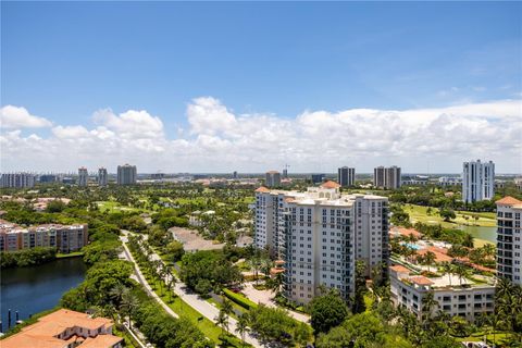 A home in Aventura