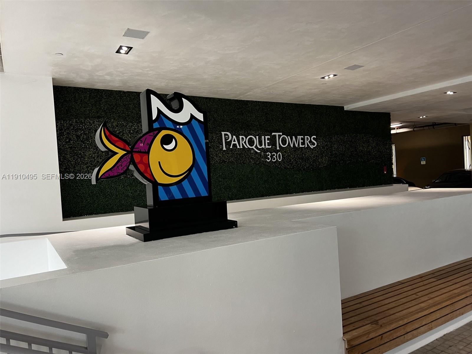 PARQUE TOWERS CONDO - Residential