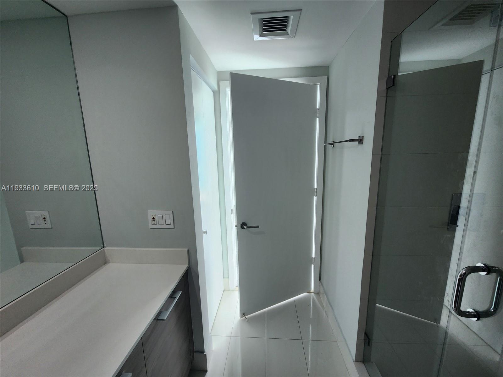 1300 S Miami Ave 3502