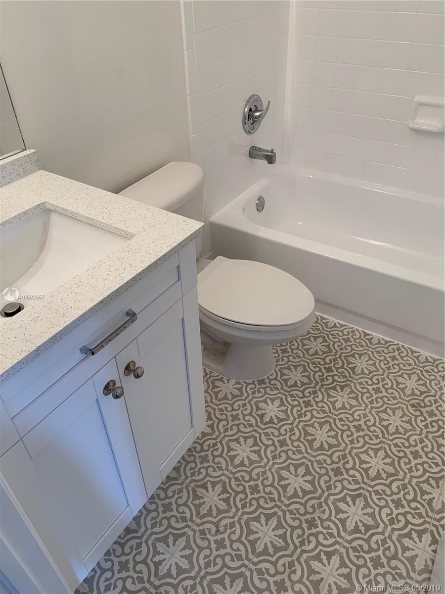 WEITZER SERENA LAKES TOWN - Residential
