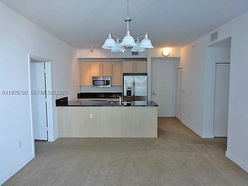 1111 SW 1st Ave 1123N