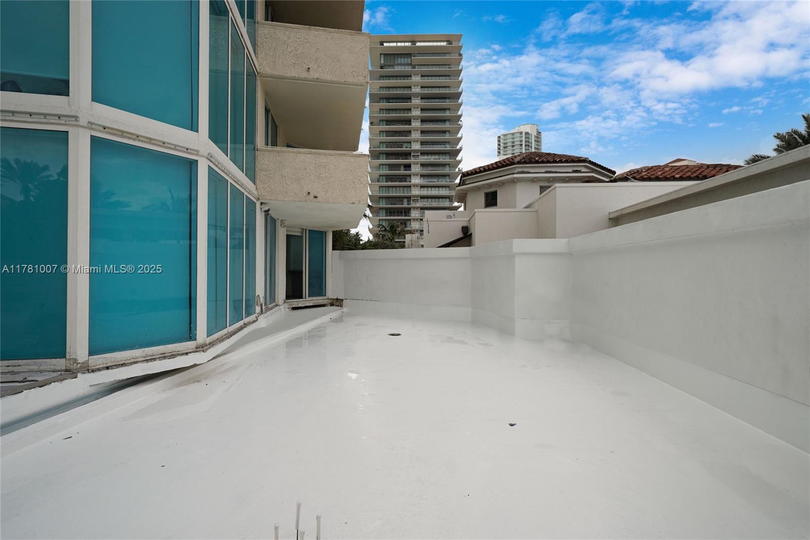 PORTOFINO TOWER CONDO - Residential