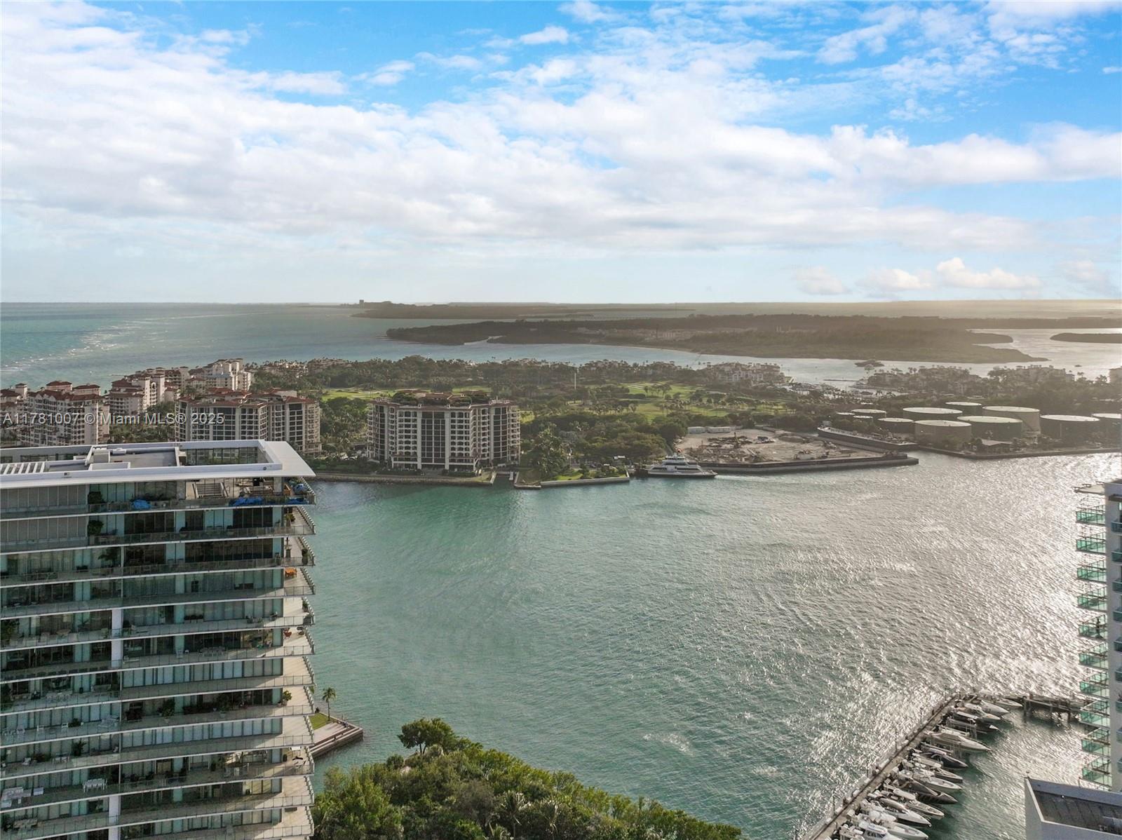 PORTOFINO TOWER CONDO - Residential