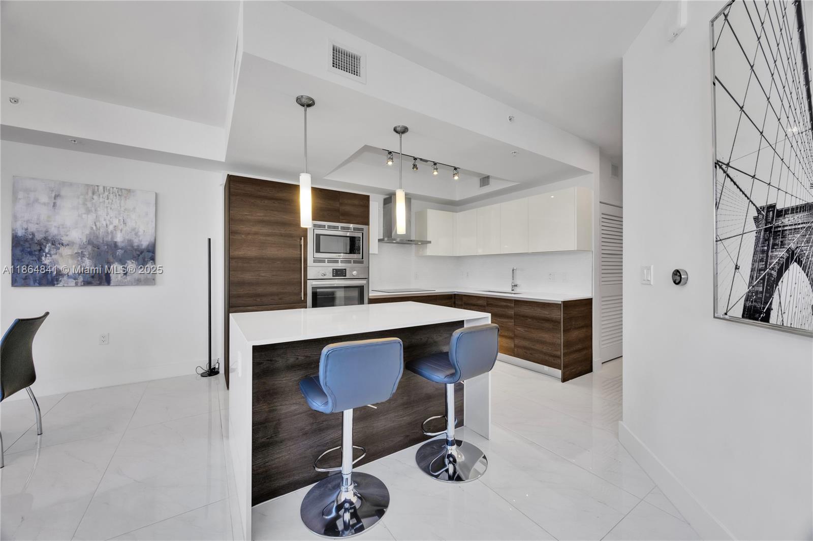 MERRICK MANOR CONDO - Residential