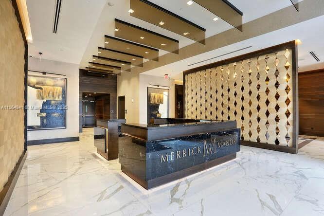 MERRICK MANOR CONDO - Residential