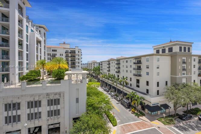 MERRICK MANOR CONDO - Residential