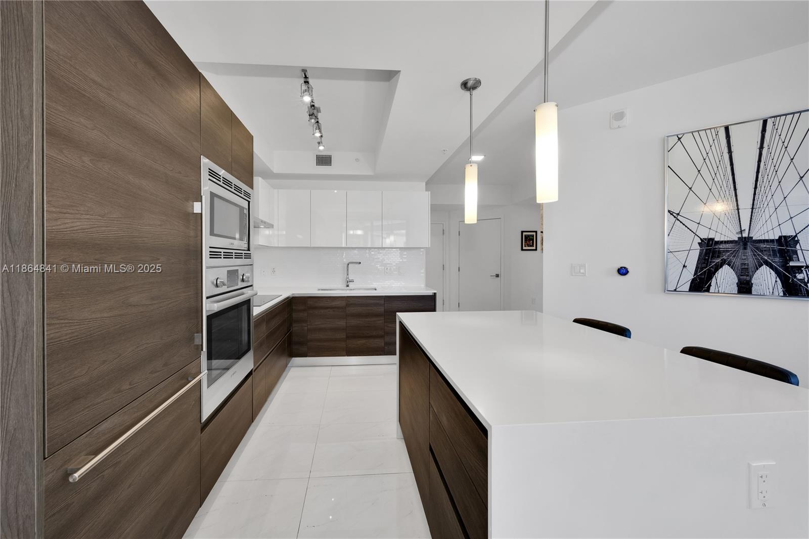 MERRICK MANOR CONDO - Residential