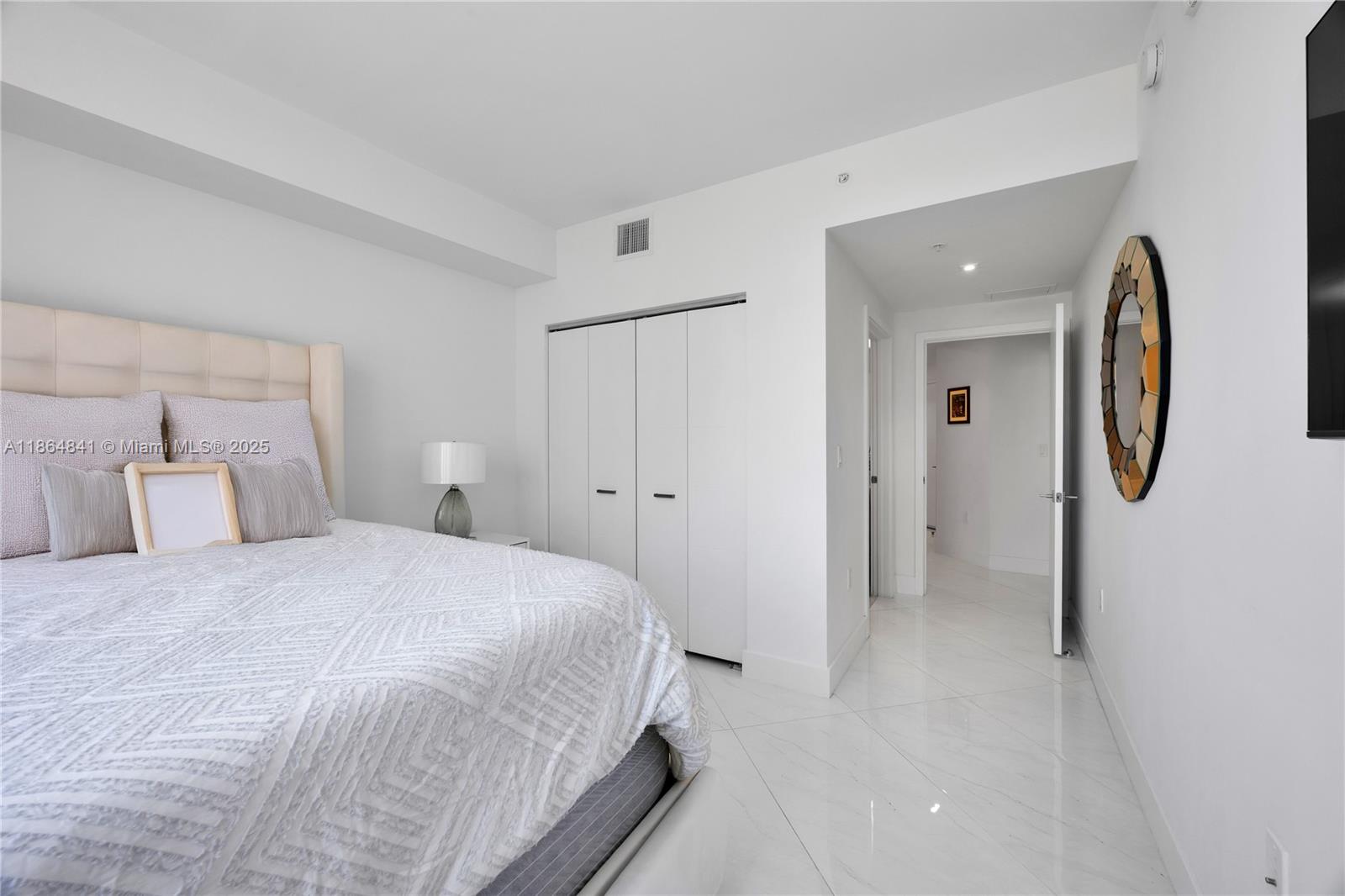 MERRICK MANOR CONDO - Residential