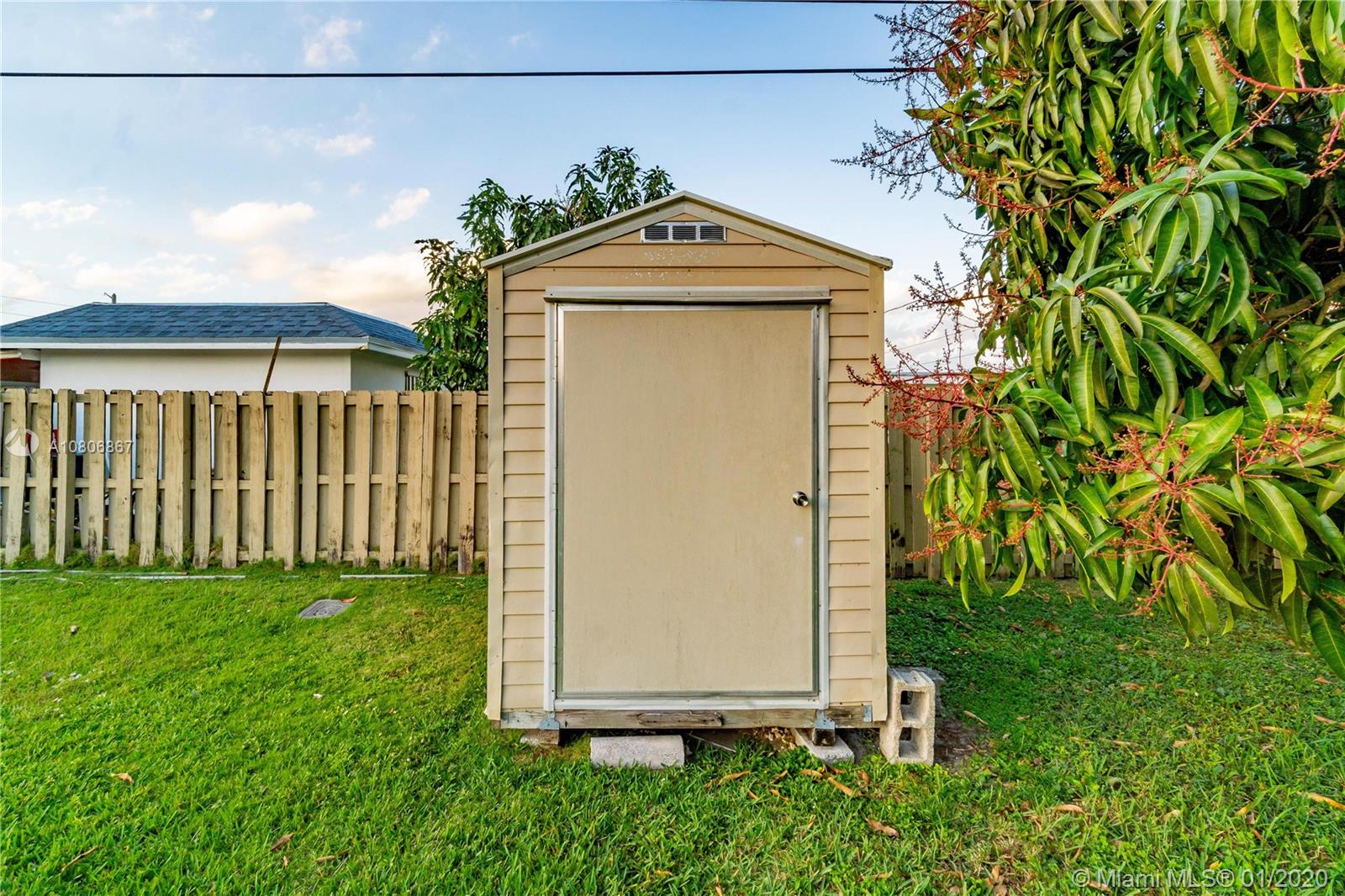 REPLAT OF PORTIONS OF RIC - Residential