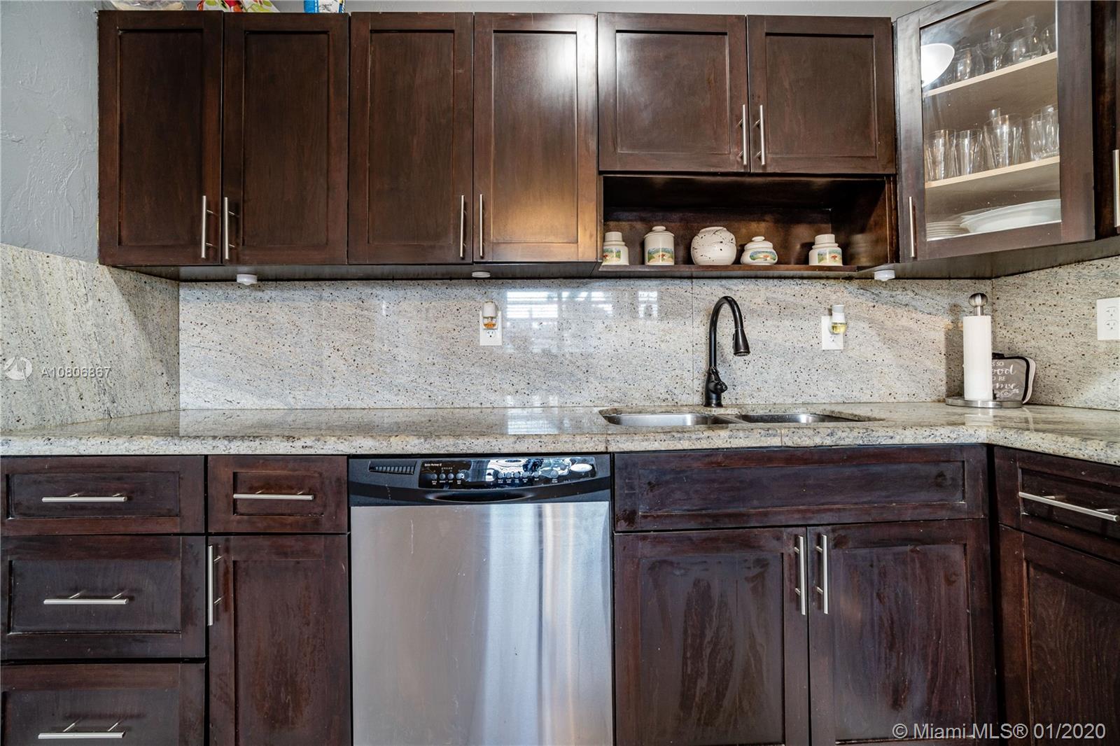 REPLAT OF PORTIONS OF RIC - Residential