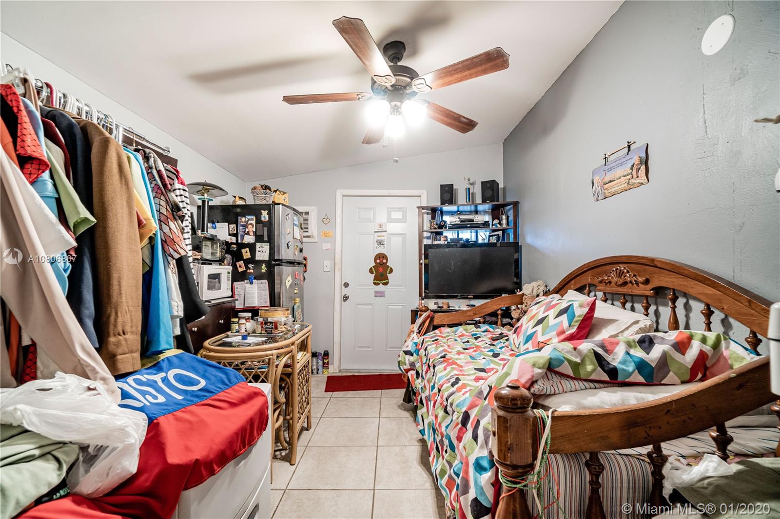 REPLAT OF PORTIONS OF RIC - Residential