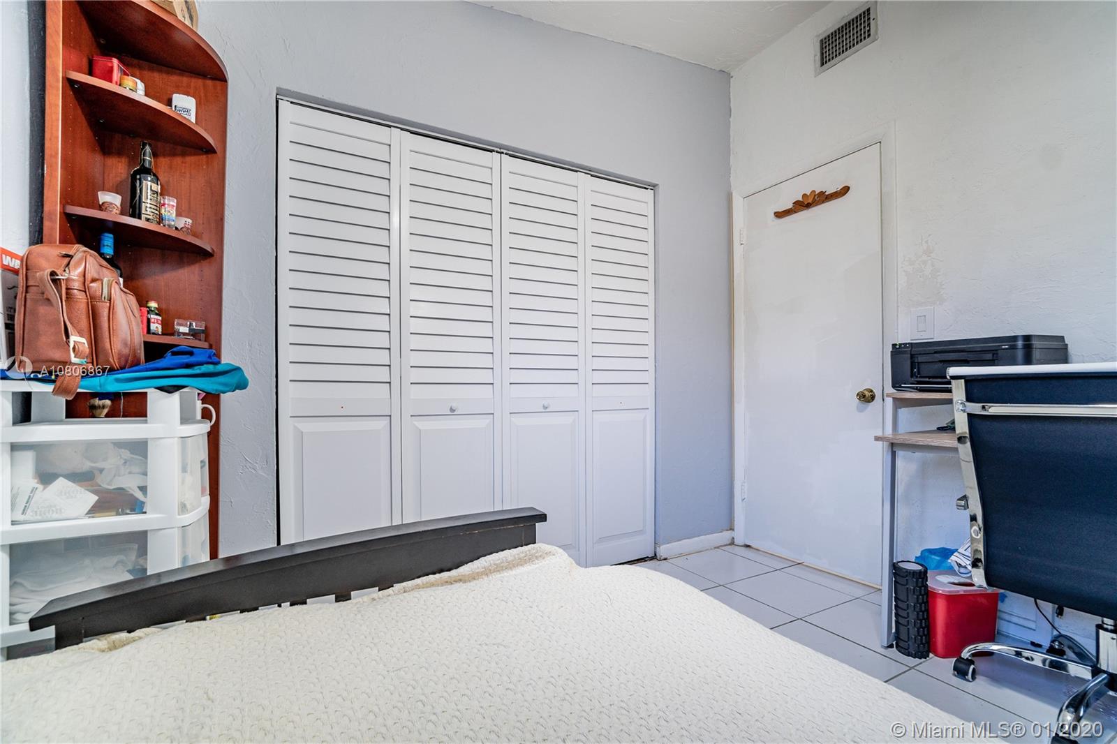 REPLAT OF PORTIONS OF RIC - Residential