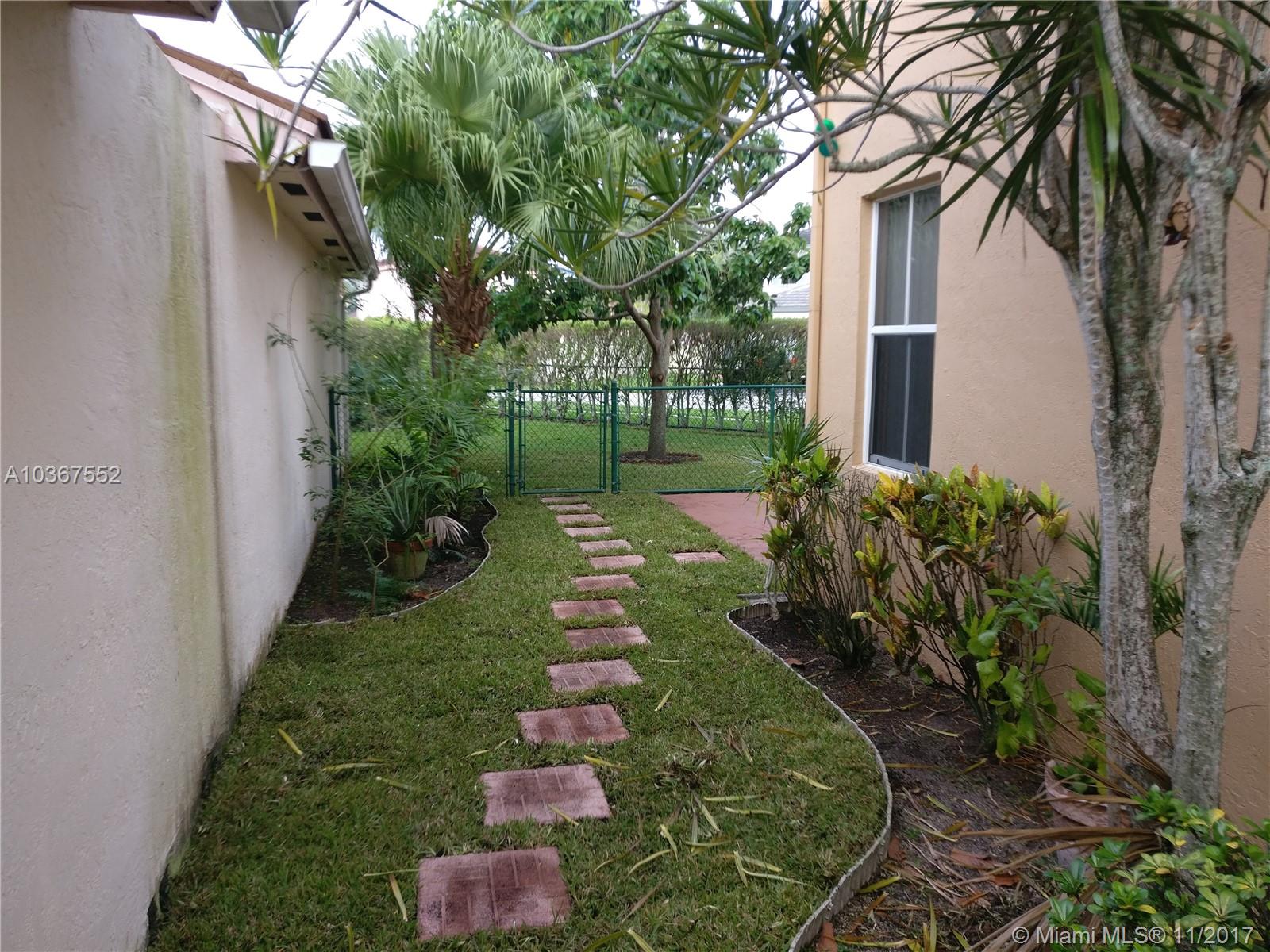 DIMENSIONS NORTH AT CHAPE - Residential