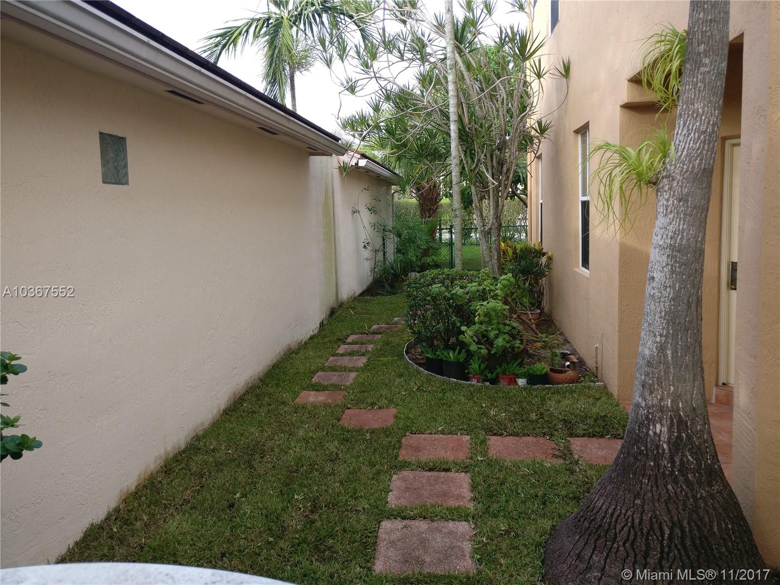 DIMENSIONS NORTH AT CHAPE - Residential