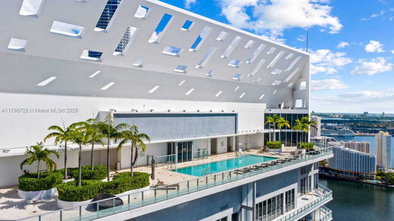 1300 Brickell Bay Dr 2200, Miami, Broward County, Florida - 1 Bathrooms - 