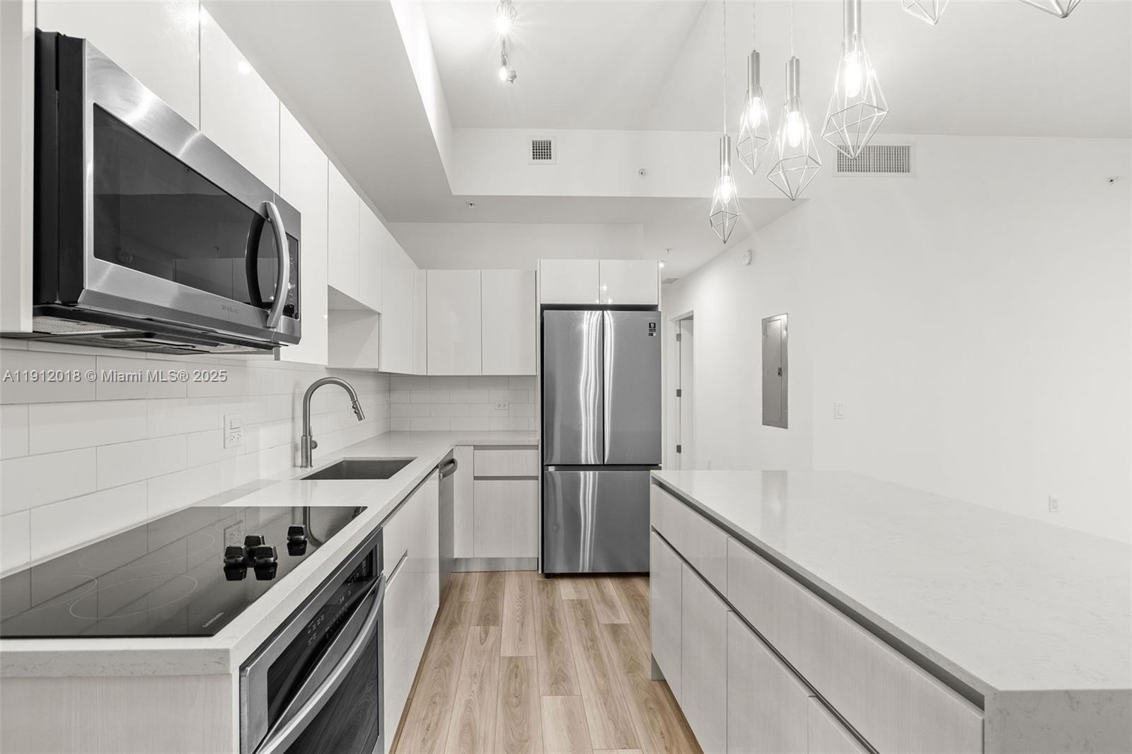 Slate Hallandale - Residential Lease