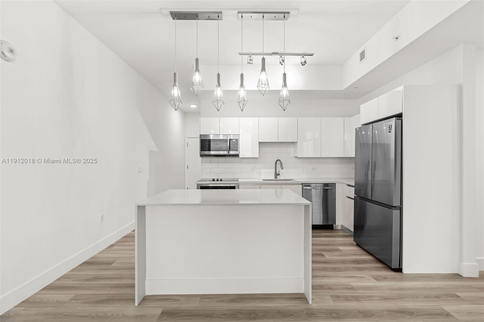 Slate Hallandale - Residential Lease