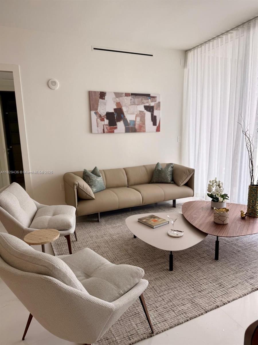 300 Biscayne Boulevard Way 5009W