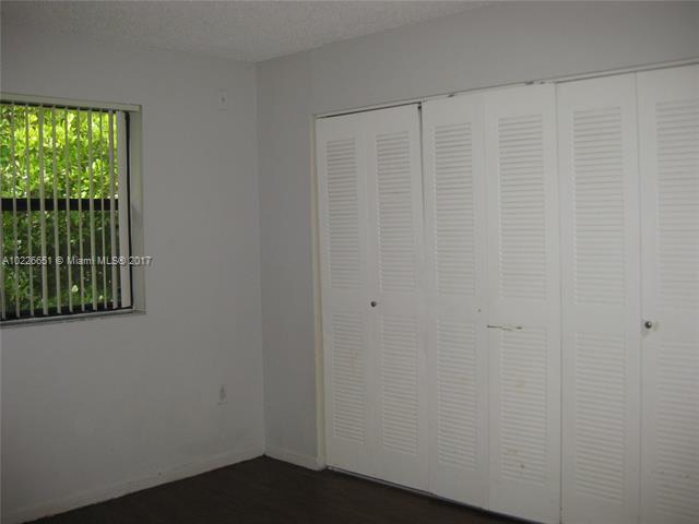 Villa Bellini Condo - Residential Lease