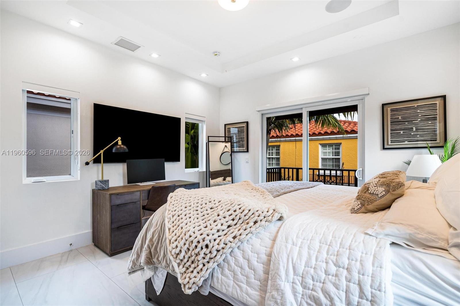 CORAL GABLES SEC B - Residential