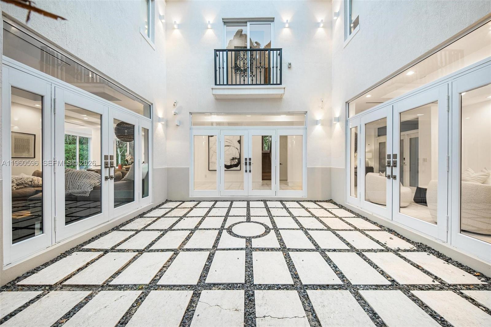 CORAL GABLES SEC B - Residential