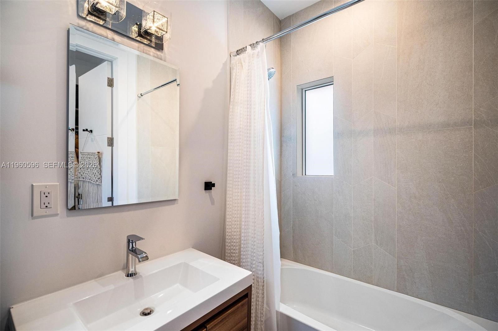 CORAL GABLES SEC B - Residential