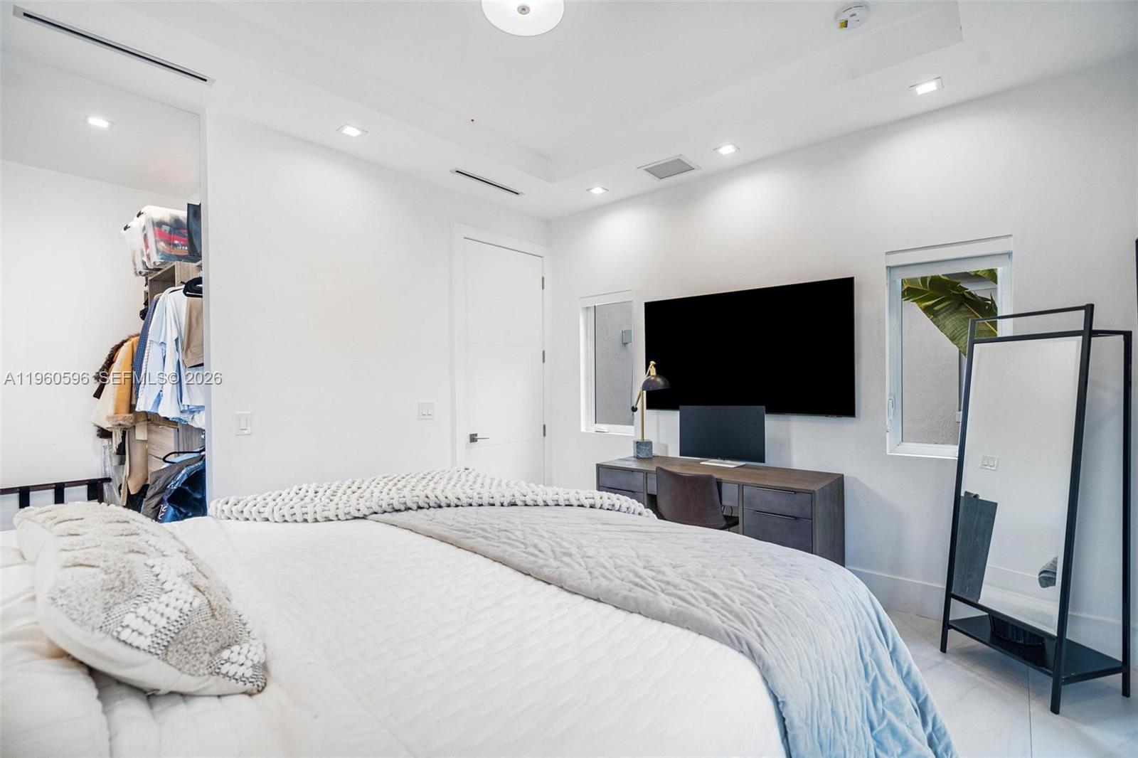 CORAL GABLES SEC B - Residential