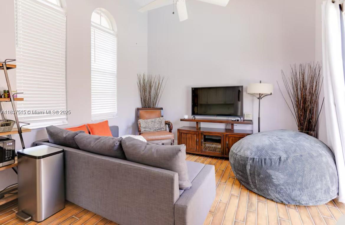 PINE TREE ESTATES - Residential Lease