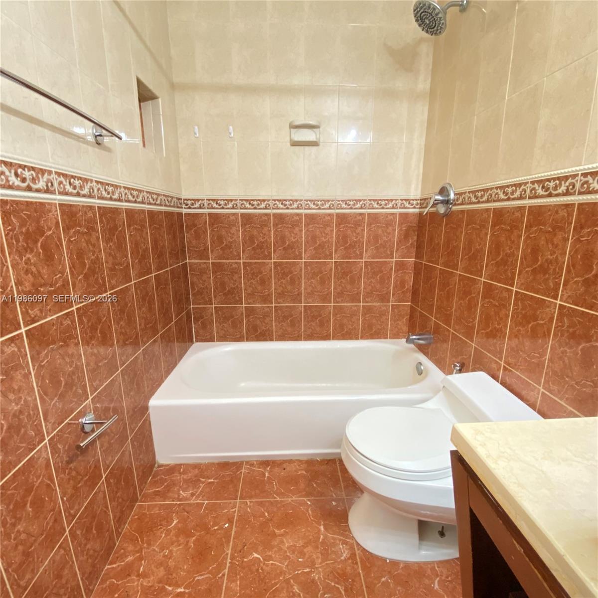 SPANISH TRACE CONDO - Residential Lease