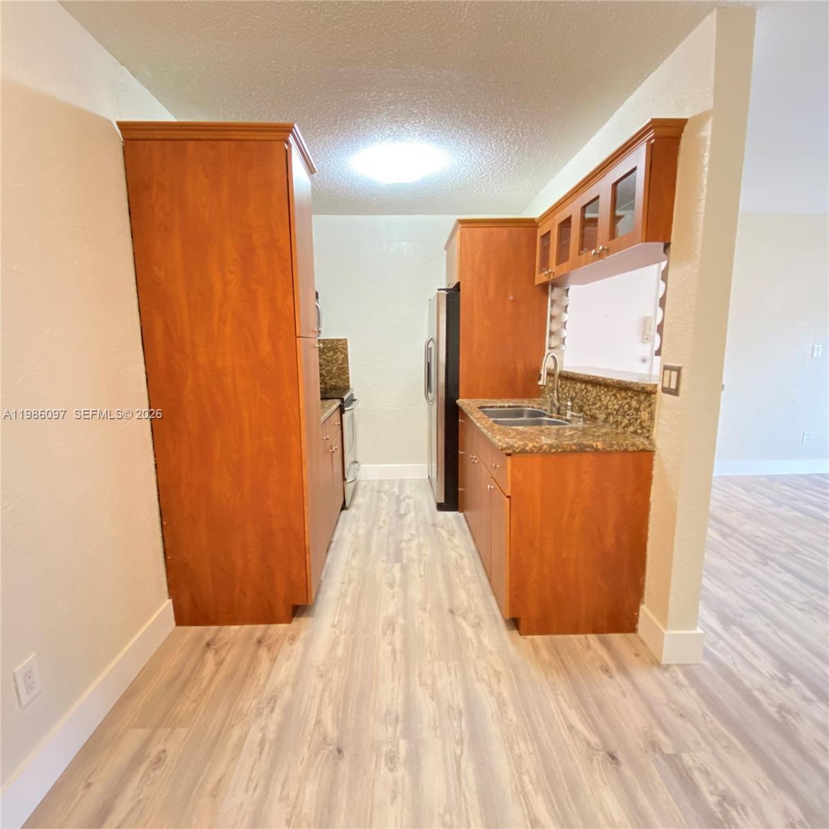 SPANISH TRACE CONDO - Residential Lease