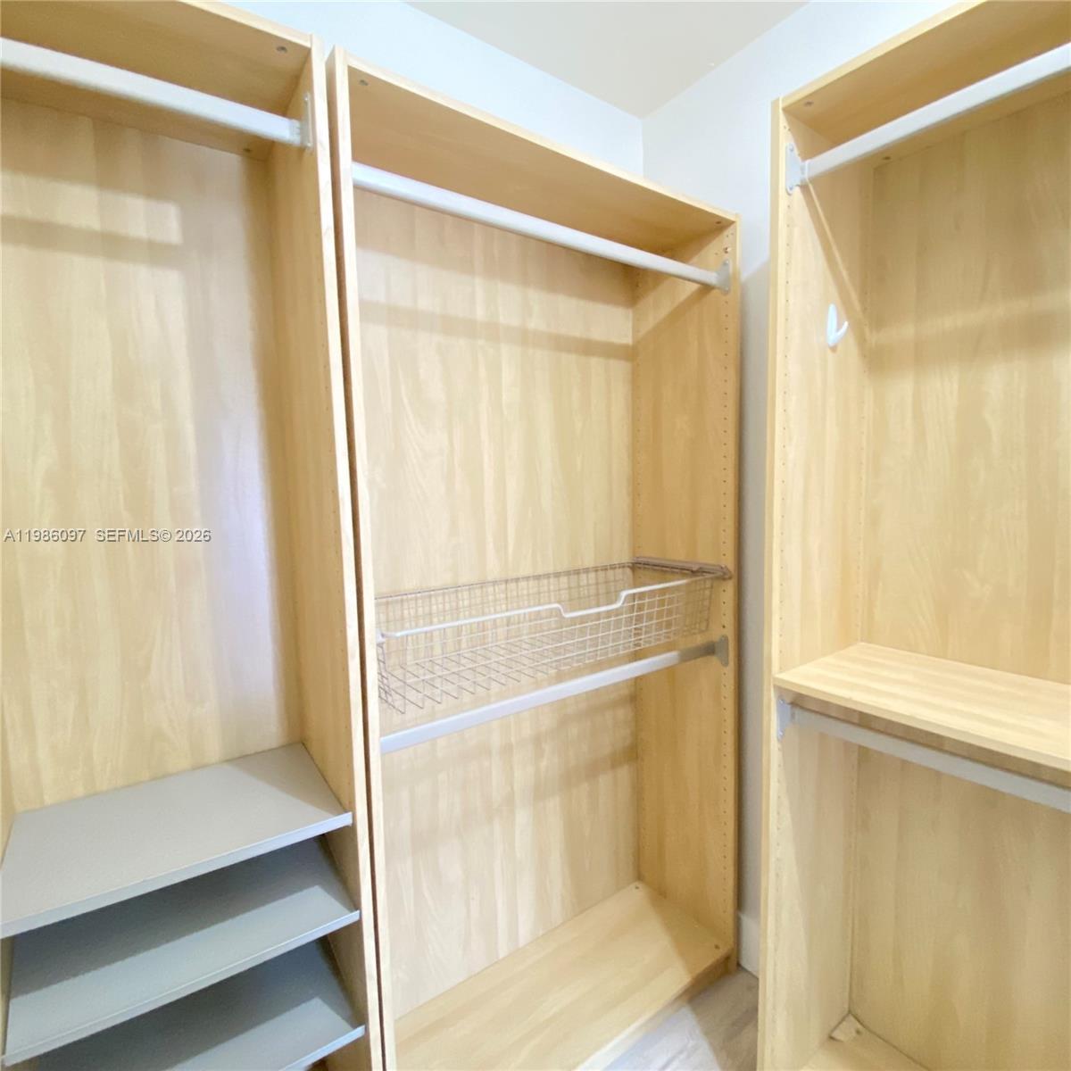 SPANISH TRACE CONDO - Residential Lease