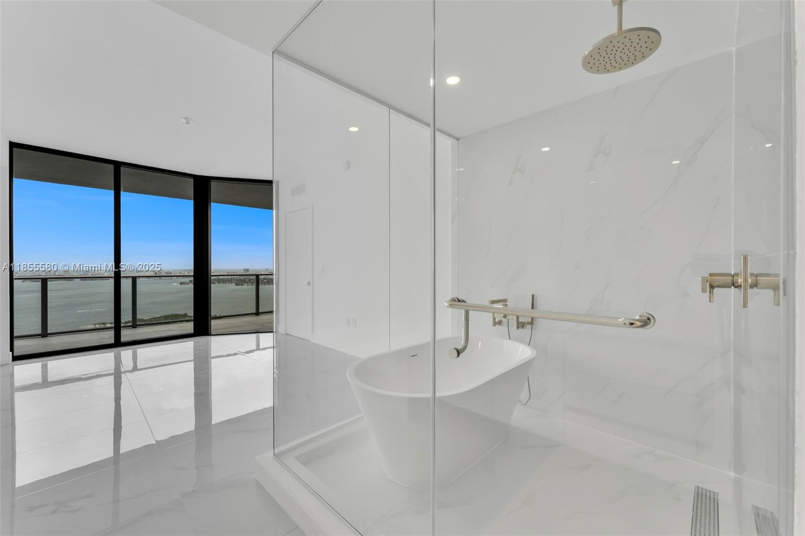 Aria Reserve Miami - Residential